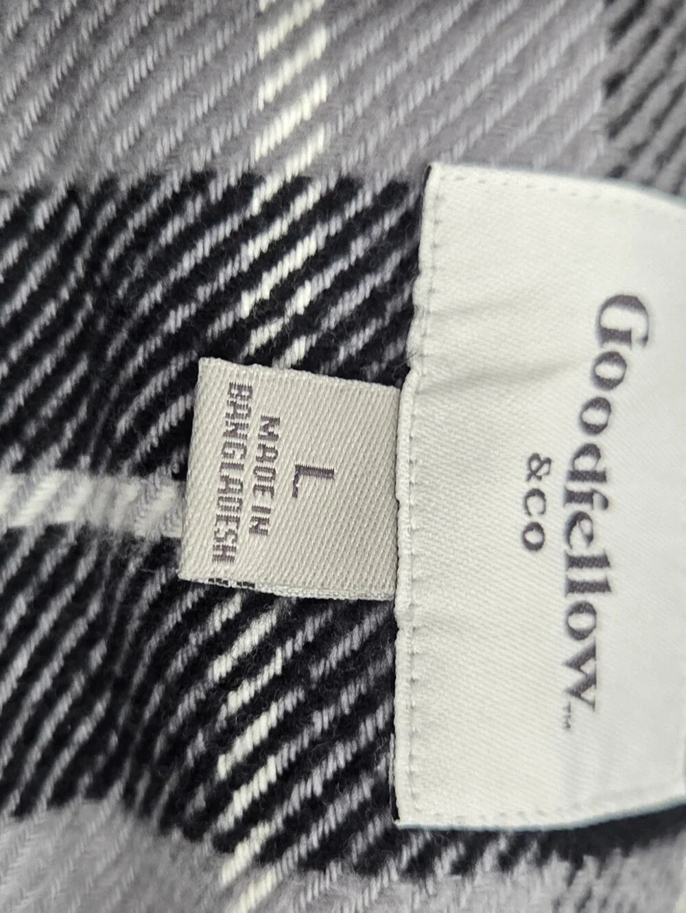 Goodfellow & Co Black and Gray Plaid Button Front Shacket Large Heavyweight